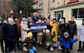 1,2 mln zł z przeznaczeniem na budowę boiska wielofunkcyjnego przy Szkole Podstawowej nr 1 oraz przebudowę i rozbudowę strzelnicy sportowej 3