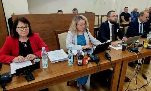 Zdjęcie do Mamy ulicę R&oacute;żaną