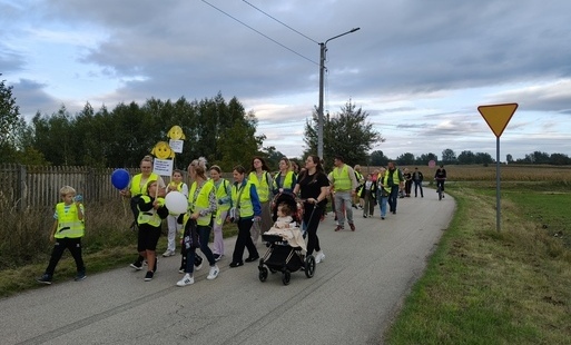 Zdjęcie do   II Spacer po Zdrowie&rdquo; w Zespole Szkolno-Przedszkolnym w Bogucicach