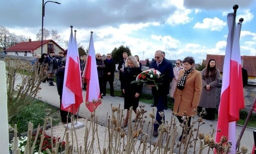 Zdjęcie do 86. Rocznica Zbrodni Katyńskiej