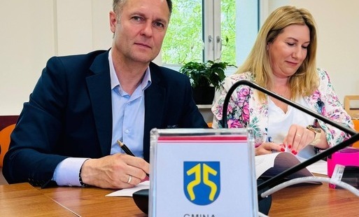 Zdjęcie do Podpisano umowę na promocję Świętokrzyskich Uzdrowisk