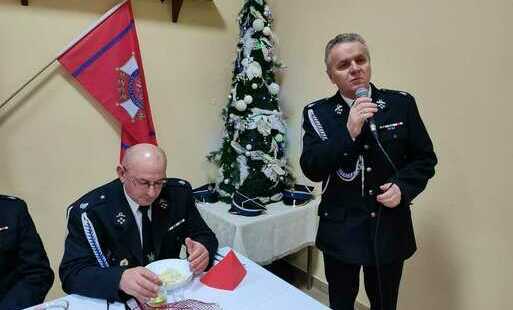 Zdjęcie do  Strażacka Wigilia w Bogucicach