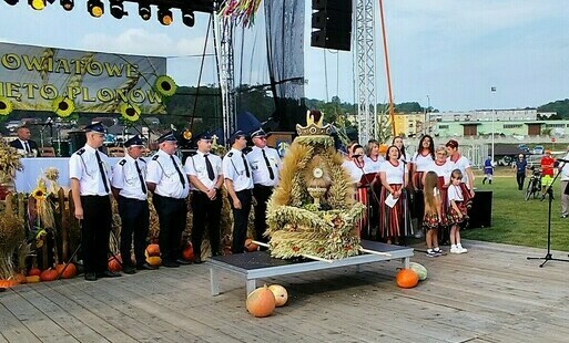 Zdjęcie do Gmina Pińcz&oacute;w jedzie na Dożynki Wojew&oacute;dzkie